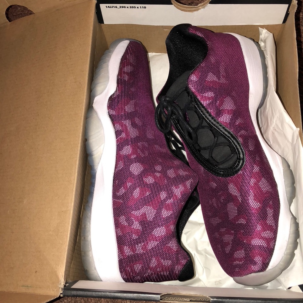 Air Jordan Future Lows
